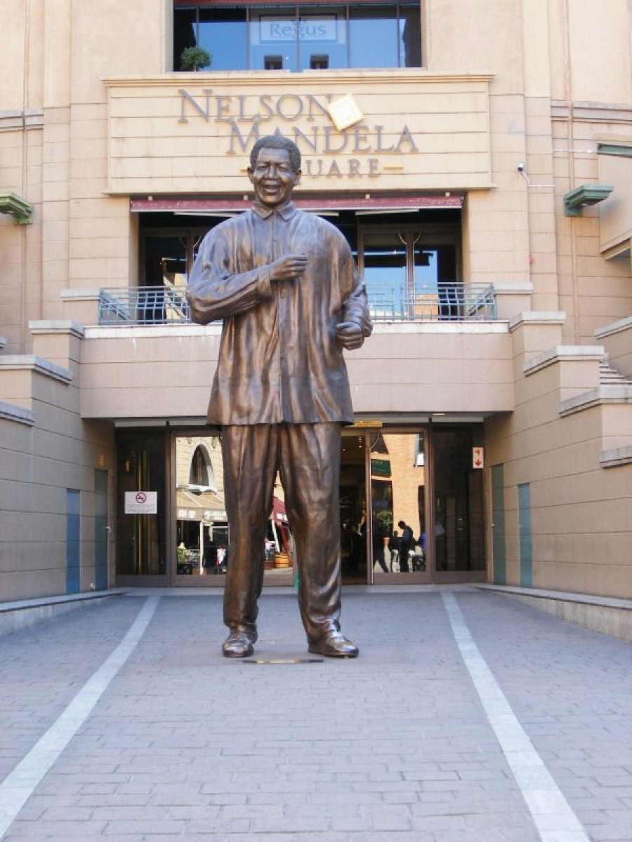 CAPE TOWN - SUN CITY - JOHANNESBURG